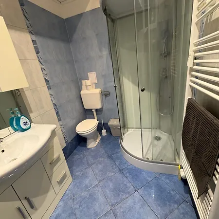 דירה Industrial 5 *